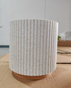 עציץ פסים אנכיים פרחוני קרם קטן