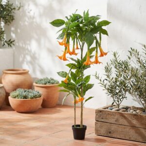 שיח בוגונביליה מלאכותי בתוך עציץ