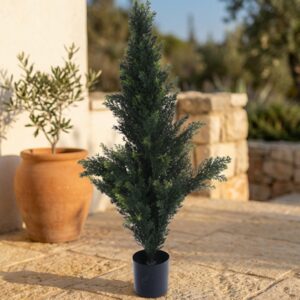 עץ ברוש מלאכותי