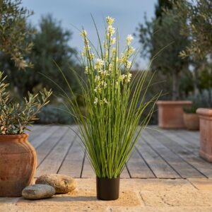 עציץ עשב מלאכותי פורח