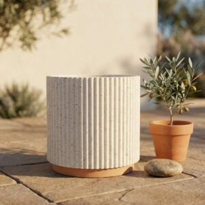 עציץ פסים אנכיים קרם