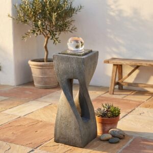 מזרקת מים דקורטיבית עם כדור קריסטל